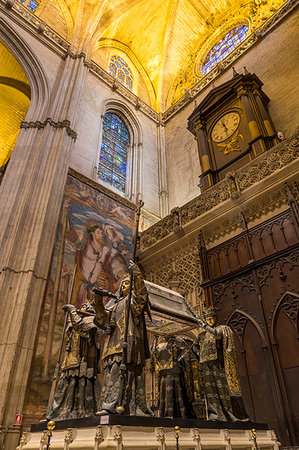 simsearch:6119-07781230,k - The tomb of Christopher Columbus inside the Cathedral of Seville, UNESCO World Heritage Site, Seville, Andalusia, Spain, Europe Fotografie stock - Rights-Managed, Codice: 841-09229787