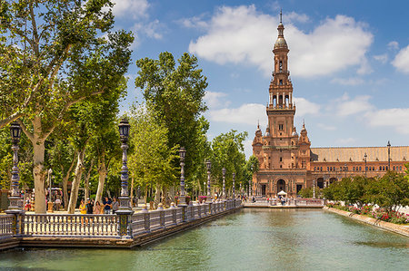 simsearch:841-09256595,k - Northern Tower at Plaza de Espana, Seville, Andalusia, Spain, Europe Stock Photo - Rights-Managed, Code: 841-09229806