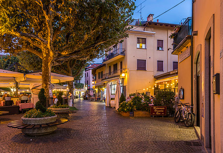 stresa - View of restaurants and souvenir shops in Stresa at dusk, Lago Maggiore, Piedmont, Italian Lakes, Italy, Europe Stock Photo - Rights-Managed, Code: 841-09230059