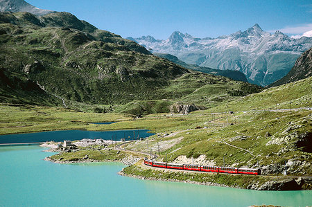 simsearch:841-09242038,k - The White Lake, Canton of Graubunden (Grigioni), Switzerland, Europe Foto de stock - Con derechos protegidos, Código: 841-09242039