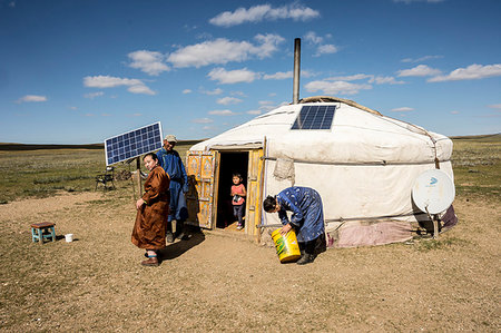 simsearch:841-05796497,k - Nomadic herders' ger camp on Steppes grasslands of Mongolia, Asia Fotografie stock - Rights-Managed, Codice: 841-09242322