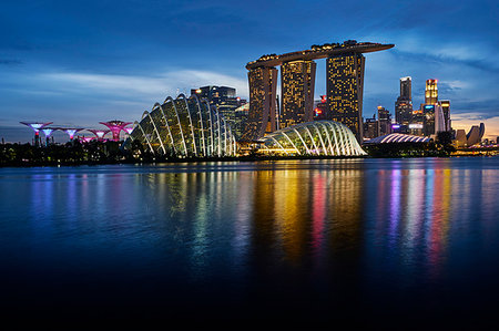 singapore people outdoor landmark - Garden By the Bay, Marina Bay Sands Hotel, the Arts and Sciences Museum, Marina Bay, Singapore, Southeast Asia, Asia Stock Photo - Rights-Managed, Code: 841-09242342