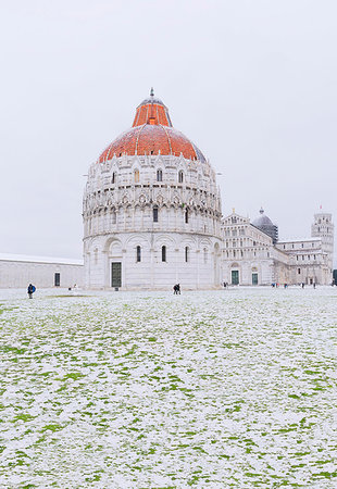 simsearch:841-05961813,k - Baptistery, Cathedral and Leaning Tower on a snowy day, UNESCO World Heritage Site, Pisa, Tuscany, Italy, Europe Stock Photo - Rights-Managed, Code: 841-09242398