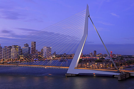 simsearch:841-09242341,k - Erasmus Bridge, Rotterdam, Netherlands, Europe Photographie de stock - Rights-Managed, Code: 841-09242415