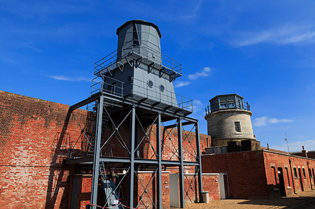 simsearch:6119-09170091,k - Low Lighthouses in Hurst Castle, Keyhaven, Hampshire, England, United Kingdom, Europe Stock Photo - Rights-Managed, Code: 841-09242433