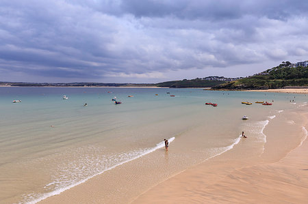 saint ives - St Ives beaches, popular seaside resort in hot weather, Summer, Cornwall, England, United Kingdom, Europe Photographie de stock - Rights-Managed, Code: 841-09255669