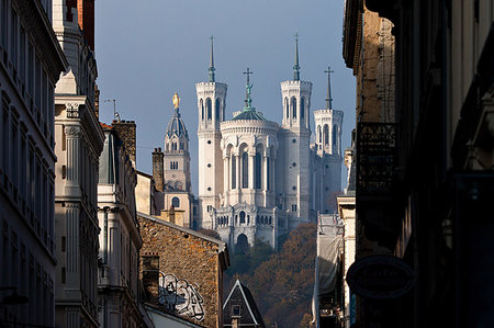 simsearch:841-08421451,k - Basilique Notre-Dame de Fourviere, Lyon, Auvergne-Rhone-Alpes, France, Europe Foto de stock - Con derechos protegidos, Código: 841-09256104