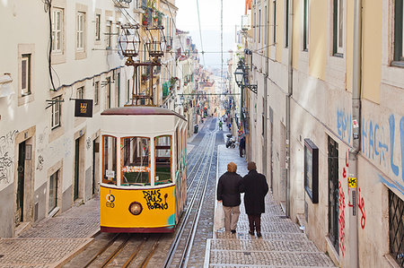 simsearch:841-03677100,k - Elevador da Bica, Lisbon, Portugal, Europe Foto de stock - Con derechos protegidos, Código: 841-09256202