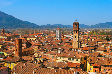 simsearch:841-09255852,k - View from Palazzo Guinigi to the Torre delle Ore, Lucca, Tuscany, Italy, Europe Foto de stock - Con derechos protegidos, Código: 841-09256307