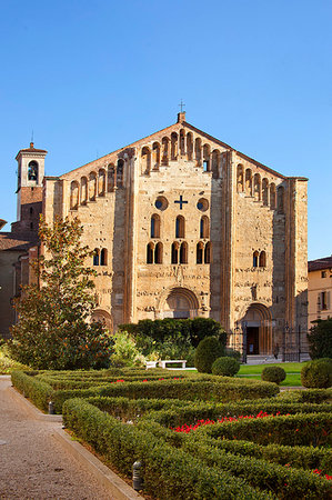 pavia - St. Michael church, Pavia, Lombardy, Italy, Europe Stock Photo - Rights-Managed, Code: 841-09256338