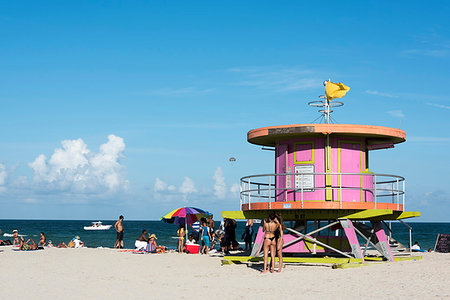 rotunda - Lifeguard station on South Beach, Miami Beach, Florida, United States of America, North America Stock Photo - Rights-Managed, Code: 841-09256649