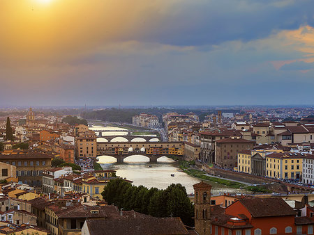 simsearch:841-09256817,k - View from Piazzale Michelangelo of the City and the Arno River, Florence, Tuscany, Italy, Europe Stock Photo - Rights-Managed, Code: 841-09256839