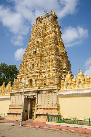 simsearch:6119-09214304,k - Hindu temple at Mysore Palace, Mysuru, Karnataka, India, South Asia Foto de stock - Con derechos protegidos, Código: 841-09256951