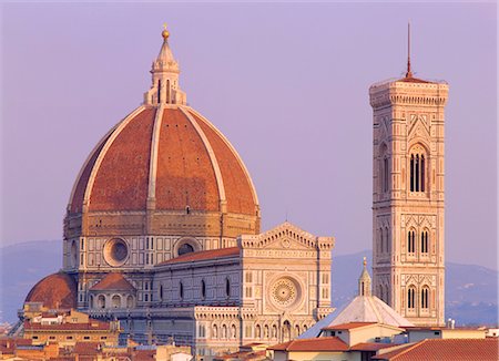 simsearch:841-03027804,k - Le Duomo et le Campanile, Florence, Toscane, Italie Photographie de stock - Rights-Managed, Code: 841-02704096