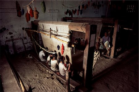 Carpet loom, Varanasi (Benares), Uttar Pradesh state, India, Asia Foto de stock - Direito Controlado, Número: 841-02704552