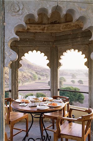 simsearch:841-02900671,k - Private aussenansicht Restaurants Bereich Ajoining eine Schlafzimmersuite, Devi Garh Fort Palace Hotel in der Nähe von Udaipur, Bundesstaat Rajasthan, Indien, Asien Stockbilder - Lizenzpflichtiges, Bildnummer: 841-02704578