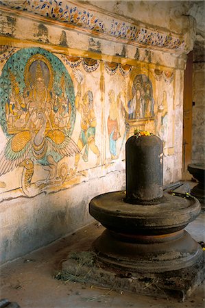 simsearch:841-02901373,k - Shiva lingam au Xe siècle temple Brihadeswara Sri (Brihadisvara), patrimoine mondial de l'UNESCO, Thanjavur (Tanjore), Tamil Nadu, Inde, Asie Photographie de stock - Rights-Managed, Code: 841-02704768