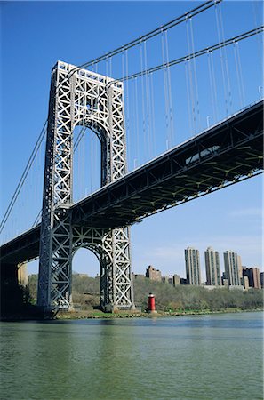 George Washington Bridge and Little Red Lighthouse, New York, United States of America Foto de stock - Con derechos protegidos, Código: 841-02705016