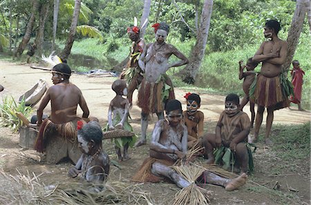 Women and children with body decoration, Sepik River, Papua New Guinea, Pacific Foto de stock - Con derechos protegidos, Código: 841-02705071