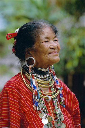 padaung - Portrait of a 'Big ears' Padaung tribe woman in Nai Soi, Mae Hong Son Province, Thailand, Asia Foto de stock - Con derechos protegidos, Código: 841-02705419