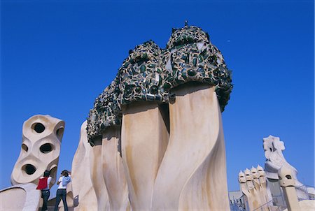 simsearch:841-06034095,k - Maison d'architecture de Gaudi, la Casa Milà, La Pedrera, patrimoine mondial de l'UNESCO, Barcelona, Catalunya (Catalogne) (Catalunya), Espagne, Europe Photographie de stock - Rights-Managed, Code: 841-02705435