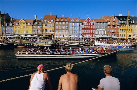 simsearch:841-03868354,k - Nyhavn waterfront area, Copenhagen, Denmark, Scandinavia, Europe Stock Photo - Rights-Managed, Code: 841-02705546