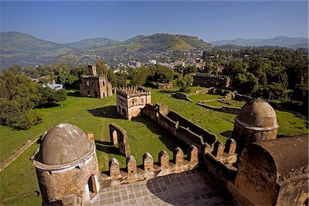 simsearch:841-02946127,k - View over Gonder and the Royal Enclosure from the top of Fasiladas' Palace, Gonder, Gonder region, Ethiopia, Africa Fotografie stock - Rights-Managed, Codice: 841-02705876