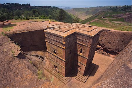 st george - The Sunken Rock Hewn church of Bet Giyorgis (St George), Lalibela, Northern Ethiopia, Ethiopia, Africa Foto de stock - Con derechos protegidos, Código: 841-02705897