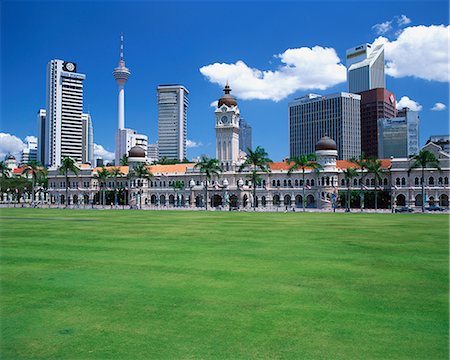 simsearch:841-02705987,k - The city skyline from Merdeka Square with the Sultan Abdul Samad Building and Petronas Towers in the centre of Kuala Lumpur, Malaysia, Southeast Asia, Asia Stock Photo - Rights-Managed, Code: 841-02706225