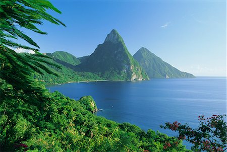 soufriere - Pics volcaniques des Pitons, baie de la Soufrière, Sainte-Lucie, Caraïbes, Antilles, Amérique centrale Photographie de stock - Rights-Managed, Code: 841-02706265