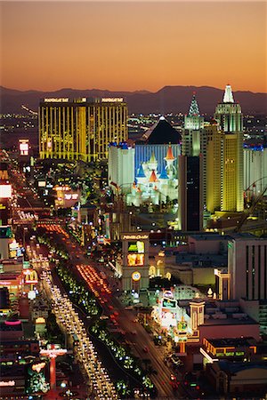 simsearch:841-03058788,k - Elevated view of hotels and casinos, Las Vegas, Nevada, United States of America, North America Foto de stock - Direito Controlado, Número: 841-02706388