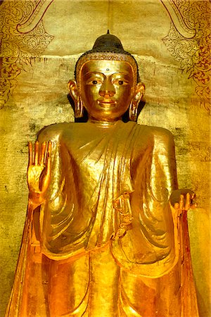 Standing Buddha statue, Ananda Pahto Temple, Bagan (Pagan), Myanmar (Burma) Foto de stock - Con derechos protegidos, Código: 841-02706401