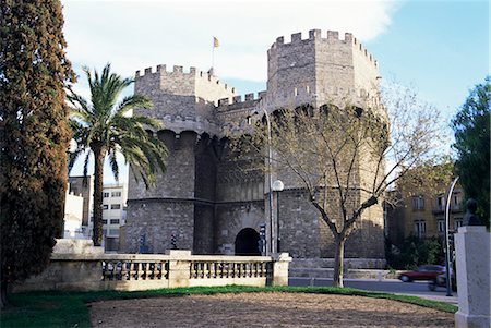 simsearch:841-03031221,k - Le XIVe siècle ville porte, tours Serranos, Valence, Espagne, Europe Photographie de stock - Rights-Managed, Code: 841-02706570