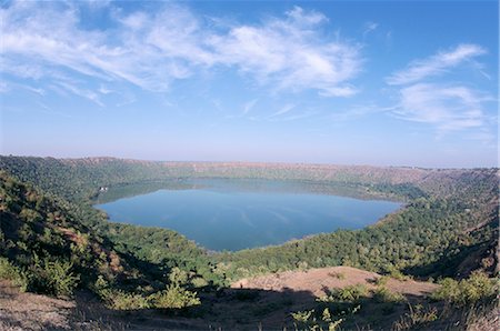 simsearch:841-02916952,k - Lonar meteorite crater, world's only impact crater in basalt, Deccan plateau, Maharashtra, India, Asia Stock Photo - Rights-Managed, Code: 841-02706927