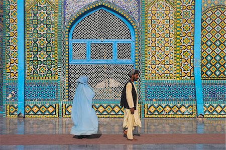 Pilgrims at the Shrine of Hazrat Ali, who was assassinated in 661, Mazar-I-Sharif, Afghanistan, Asia Stock Photo - Rights-Managed, Code: 841-02707380