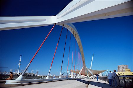 simsearch:841-02946142,k - Nouveau pont construit pour l'Expo 92, sur le Rio Guadalquivir, Séville, Andalousie, Espagne, Europe Photographie de stock - Rights-Managed, Code: 841-02707914