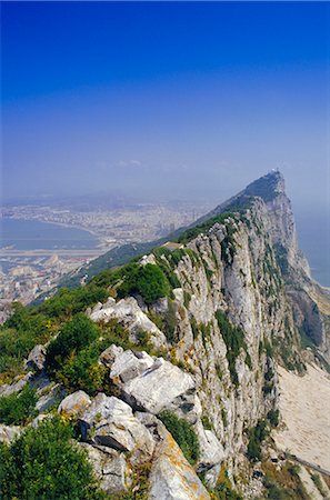 The Rock's peak, Gibraltar, Bay of Algeciras, Mediterranean Sea, Europe Fotografie stock - Rights-Managed, Codice: 841-02707947