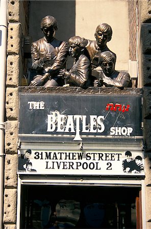 simsearch:841-02947503,k - Statues of the Beatles, the Cavern Quarter, Liverpool, England, United Kingdom, Europe Foto de stock - Con derechos protegidos, Código: 841-02707960