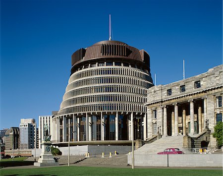 simsearch:841-05846233,k - Old Parliament building and the Beehive, Wellington, North Island, New Zealand, Pacific Foto de stock - Direito Controlado, Número: 841-02708358