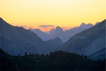 simsearch:841-03057240,k - Les Dolomites près de Cortina d'Ampezzo, Vénétie, Italie, Europe Photographie de stock - Rights-Managed, Code: 841-02708721