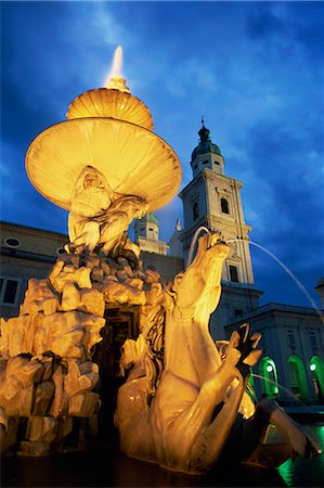 residence square - The 17th century fountain in the Residenzplatz illuminated by night, Salzburg, Austria, Europe Stock Photo - Rights-Managed, Code: 841-02708723