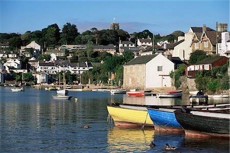 simsearch:841-02708469,k - Voir toute l'eau de Noss Mayo pour le village de Newton Ferrers, près de Plymouth, Devon, Angleterre, Royaume-Uni, Europe Photographie de stock - Rights-Managed, Code: 841-02708889