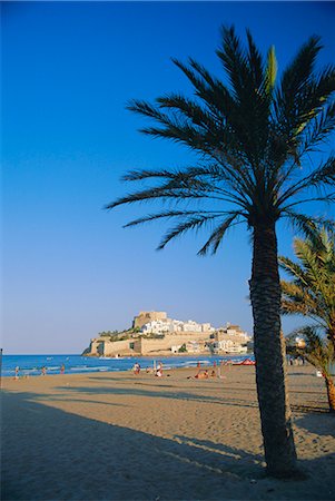 simsearch:841-02944361,k - The citadel from the beach, Peniscola, Costa de Azahar, Valencia, Spain, Europe Foto de stock - Con derechos protegidos, Código: 841-02708913