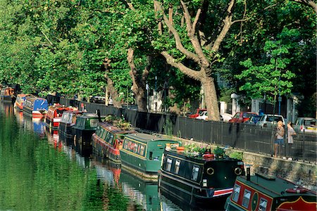 Canal and houseboats, Little Venice, London, England, United Kingdom, Europe Stock Photo - Rights-Managed, Code: 841-02709012