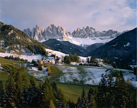 simsearch:841-02711793,k - St. Magdalena and Geisslerspitzen, 3060m, Val de Funes, Dolomites mountains, Trentino-Alto Adige, South Tirol (Tyrol), Italy, Europe Stock Photo - Rights-Managed, Code: 841-02709077