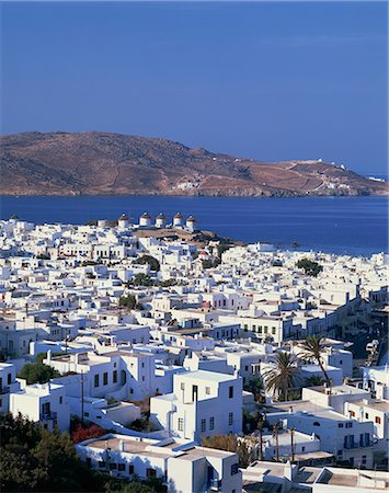 simsearch:841-06031115,k - White houses and windmills, with the sea and hills in the background, on Mykonos, Cyclades Islands, Greek Islands, Greece, Europe Stock Photo - Rights-Managed, Code: 841-02709232