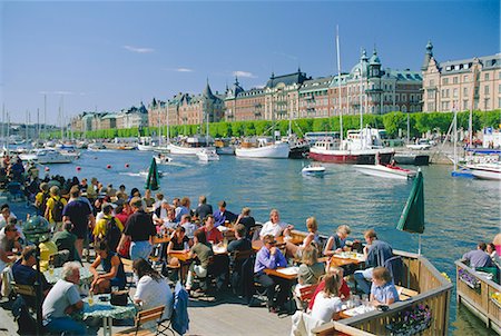 The Strandvagen waterfront, restaurants and boats in the city centre, Stockholm, Sweden, Scandinavia, Europe Foto de stock - Con derechos protegidos, Código: 841-02709299