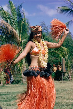 beautiful hawaiian dancers