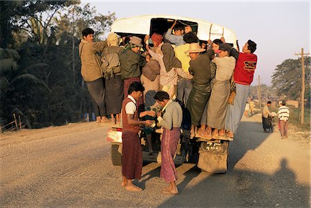 Overcrowded bus, Ayeyarwady Delta, near Yandoon, Myanmar (Burma), Asia Stock Photo - Rights-Managed, Code: 841-02709500