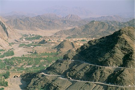 simsearch:841-03520084,k - View into Afghanistan from the Khyber Pass, North West Frontier Province, Pakistan, Asia Stock Photo - Rights-Managed, Code: 841-02709562